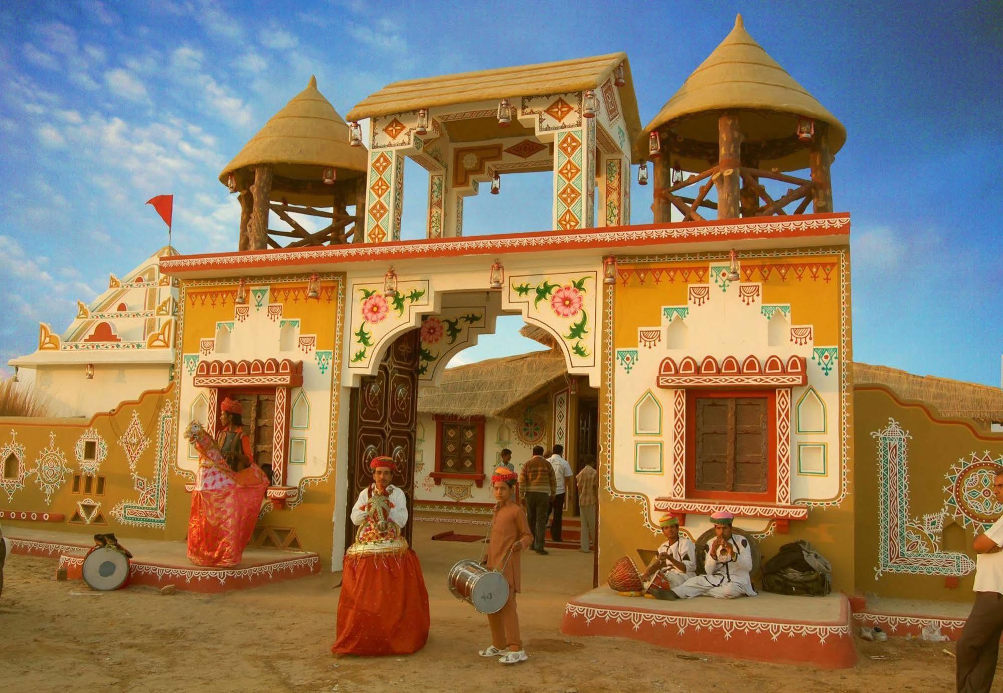 Chokhi Dhani - Desert Camp Resort Jaisalmer Buitenkant foto